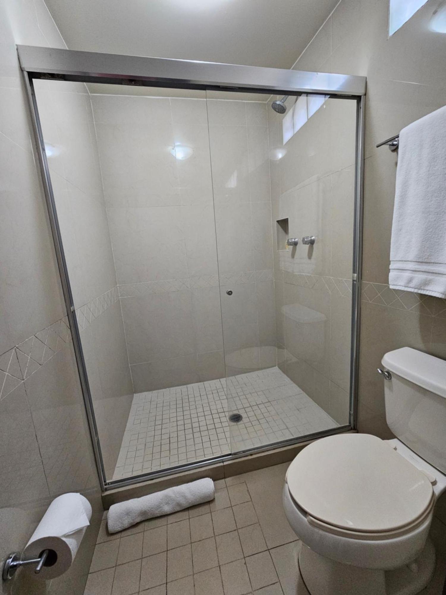 Hotel Maria Elena Cabo San Lucas Extérieur photo