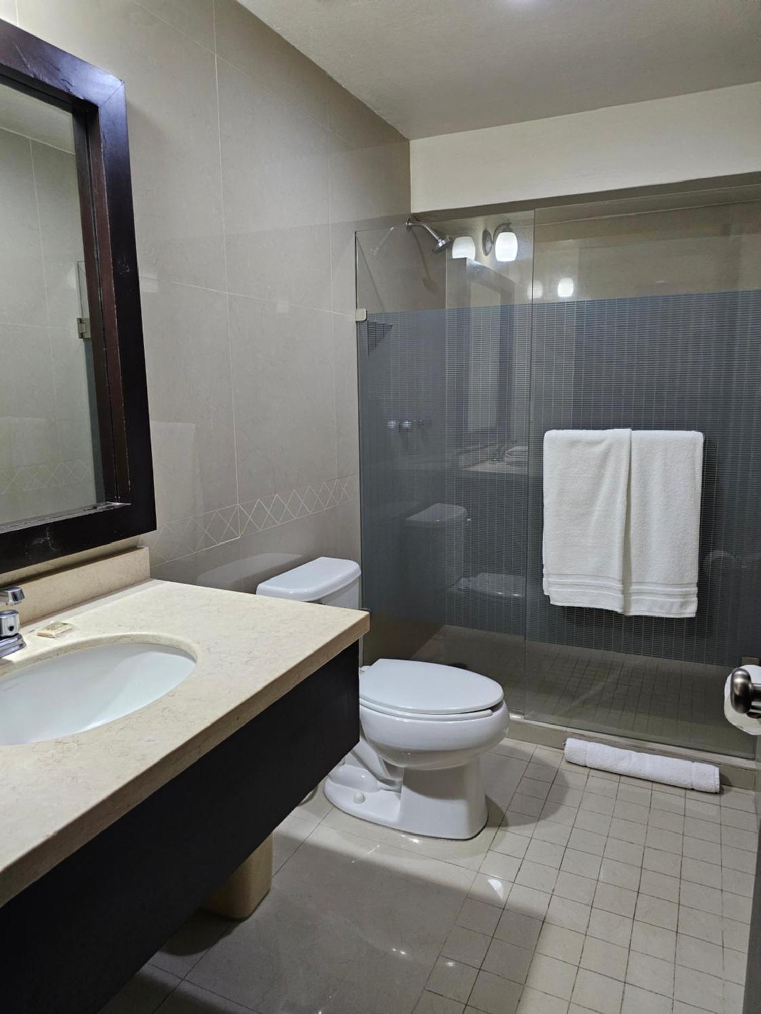 Hotel Maria Elena Cabo San Lucas Extérieur photo